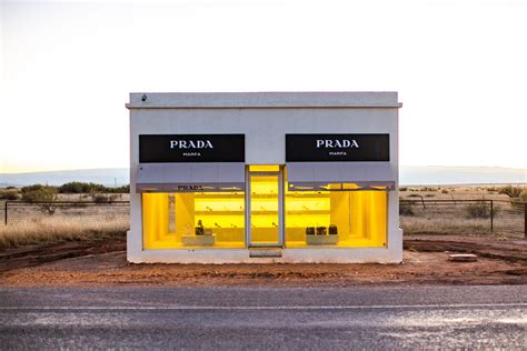 elm and drag prada marfa